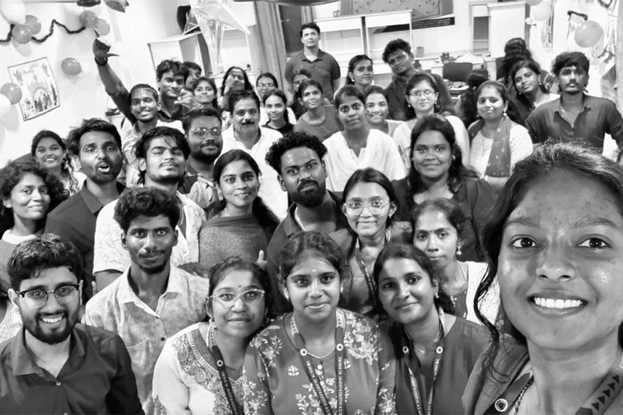 Students and staff expressing heartfelt thanks and appreciation at the close of the Christmas event.